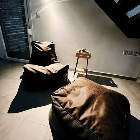 Escala Double Loft 1 & Parking In The City Center Volos Exteriör bild