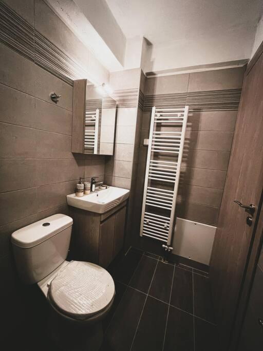 Escala Double Loft 1 & Parking In The City Center Volos Exteriör bild