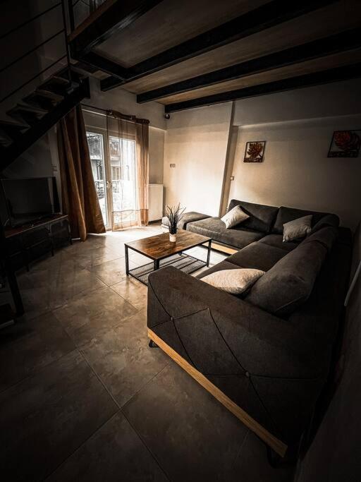 Escala Double Loft 1 & Parking In The City Center Volos Exteriör bild